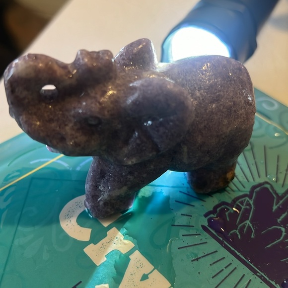 Mica Elephant - Picture 4 of 4